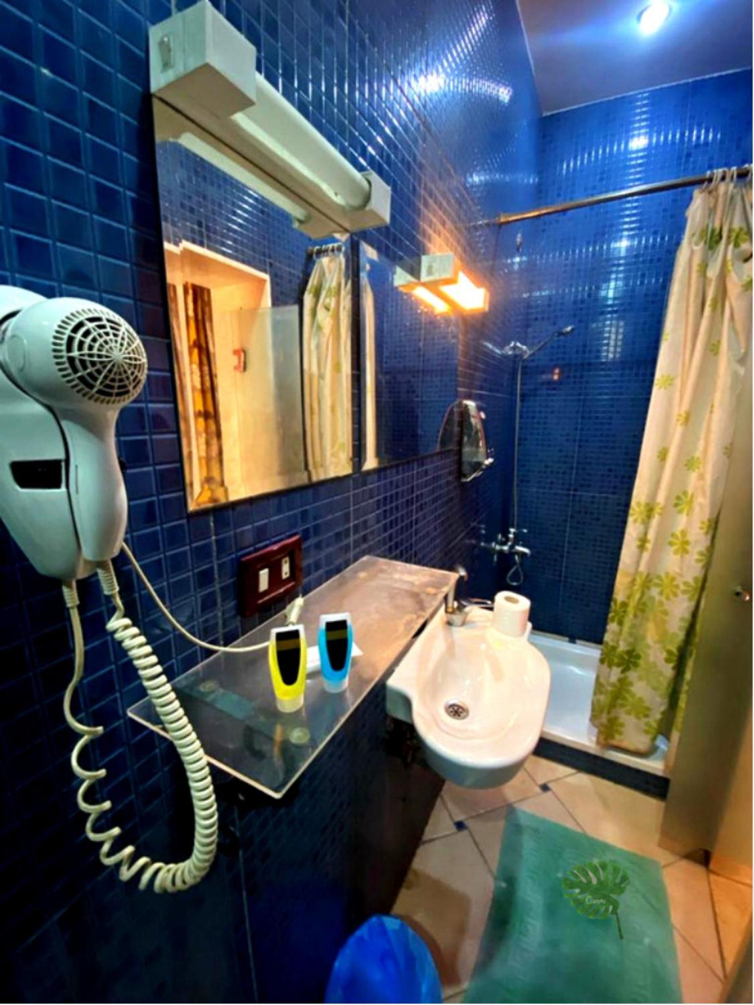 Golden Hostel